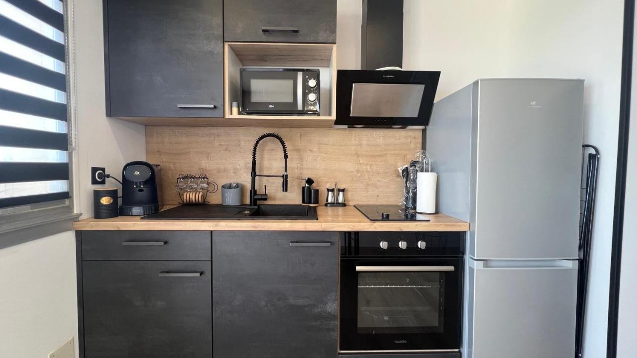 Appartement Cosy, Vue Mer Avec Parking Privatif Canet-en-Roussillon Exterior foto